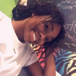 Meet your Posher, Kiara